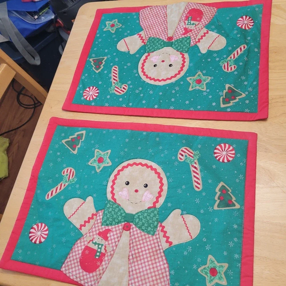 Set Of 4 Christmas Placemats Gingerbread Man Cookie Quilt Patch Sewed‎